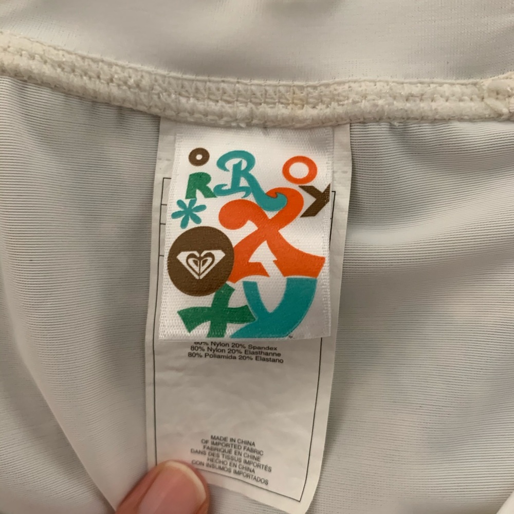 White Roxy Girl’s Rashguard - Picture 6 of 7